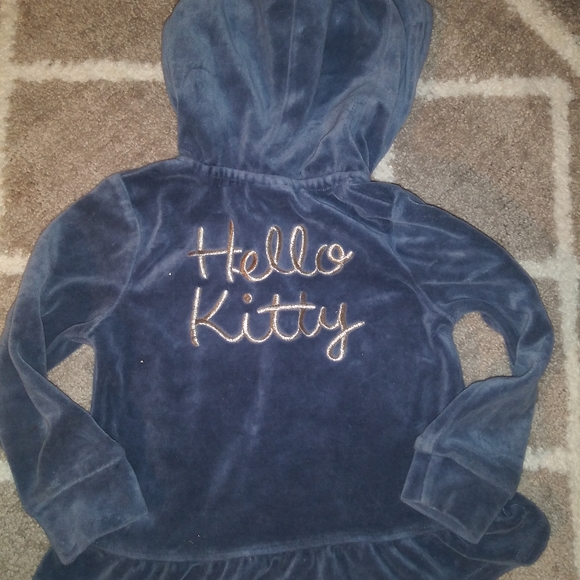 Hello kitty hoodie size 4T - Picture 3 of 7
